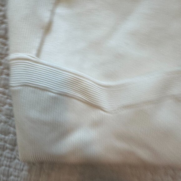 Abercrombie Sweetheart Sweater Size L - Picture 3 of 4